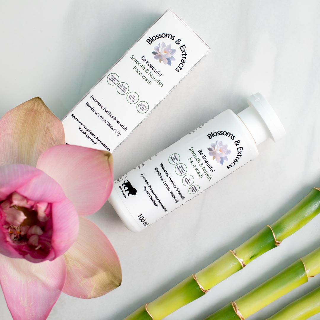 Blossoms & Extracts SMOOTH & NOURISH FACE WASH, Indian Ginseng Extract, Bamboo Extract, Gotu Kola Extract, Licorice Extract