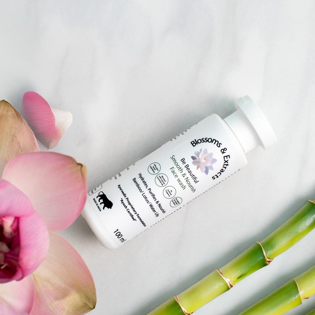 Blossoms & Extracts SMOOTH & NOURISH FACE WASH, Indian Ginseng Extract, Bamboo Extract, Gotu Kola Extract, Licorice Extract